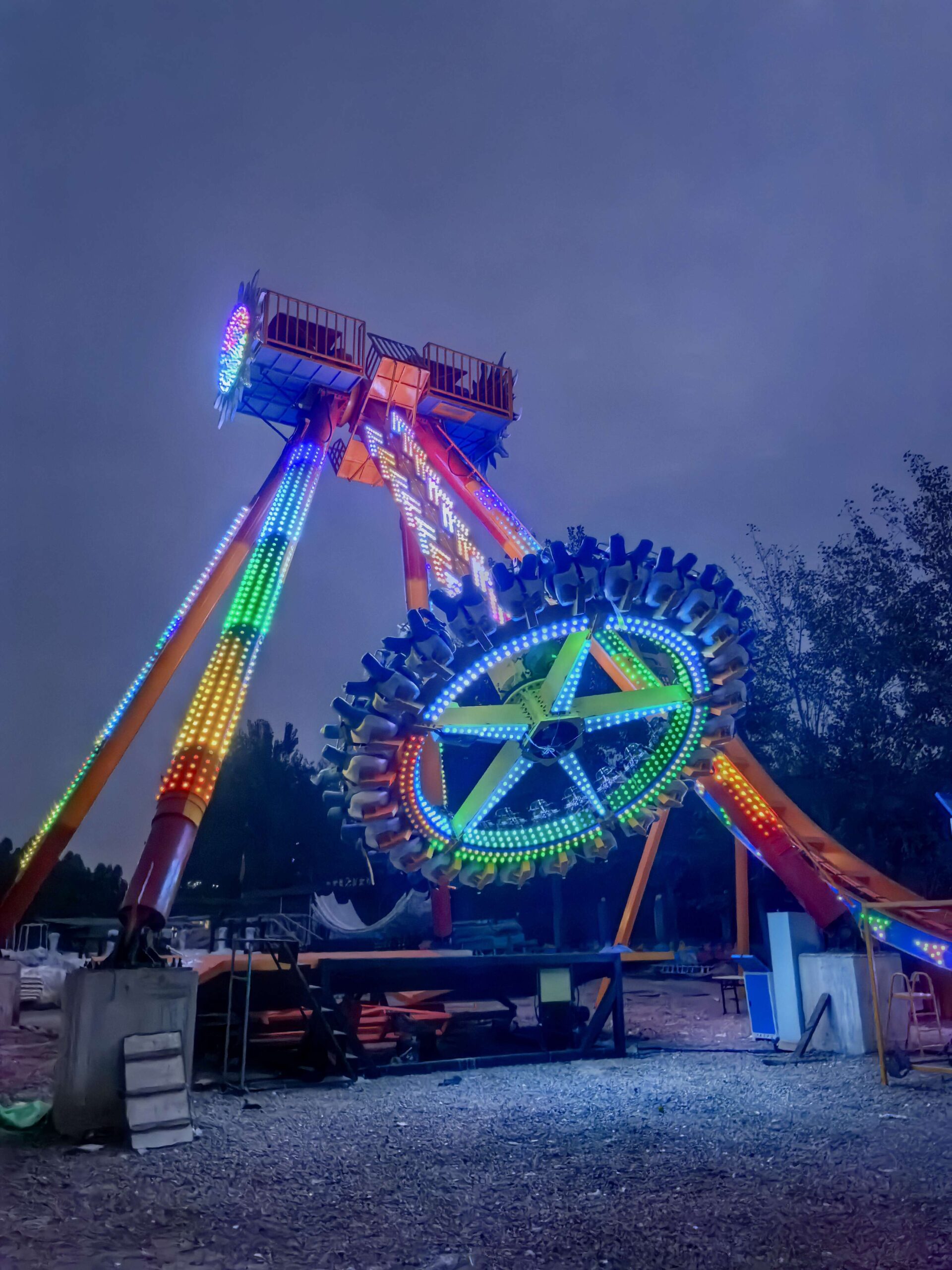 pendulum ride